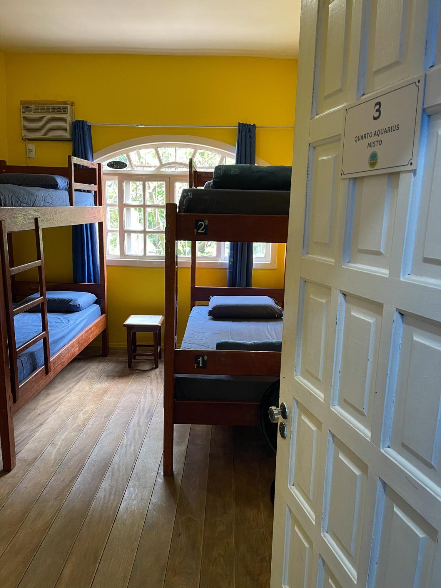 Onca Da Praia Hostel Витория Экстерьер фото
