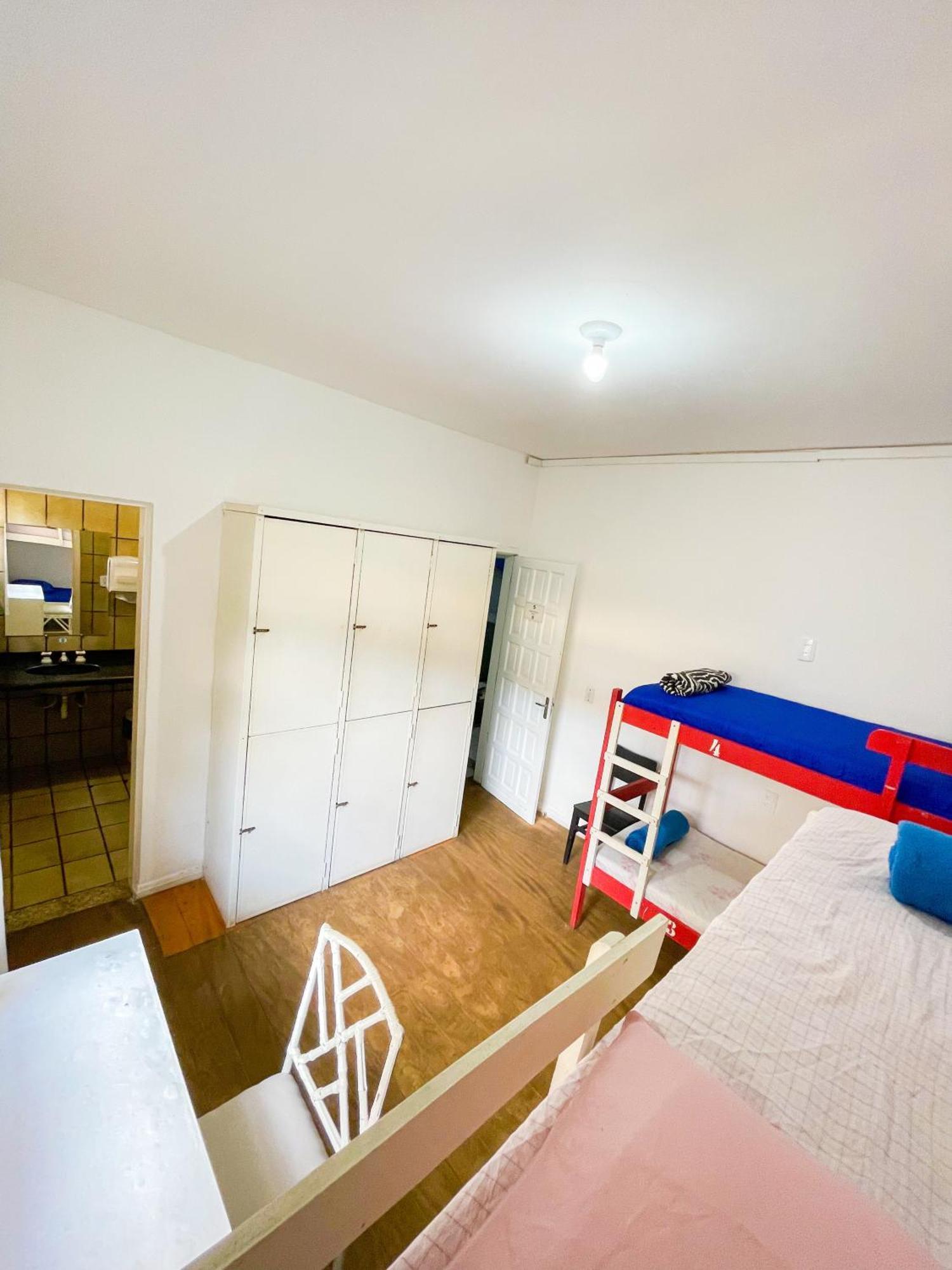 Onca Da Praia Hostel Витория Экстерьер фото