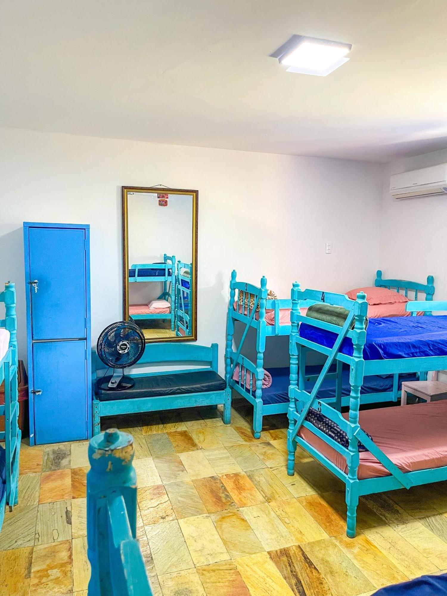 Onca Da Praia Hostel Витория Экстерьер фото