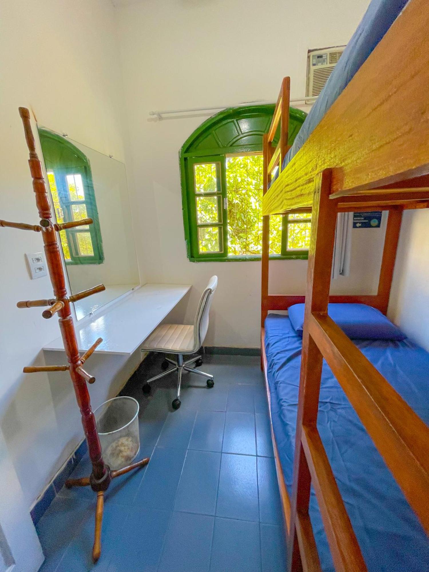 Onca Da Praia Hostel Витория Экстерьер фото